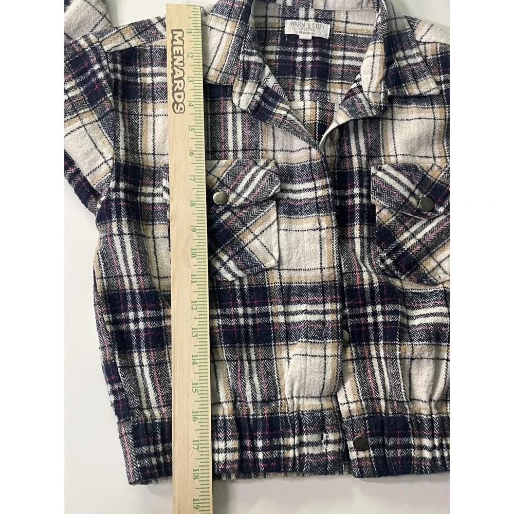 Warm & Cozy Lifestyle Plaid Cropped‎ Shirt Jacket Women's Size L